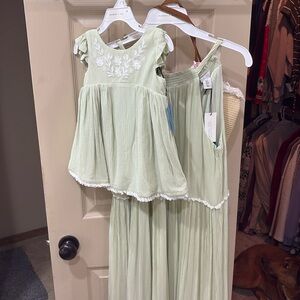Mommy and Me matching family dresses Size 2 and 2T